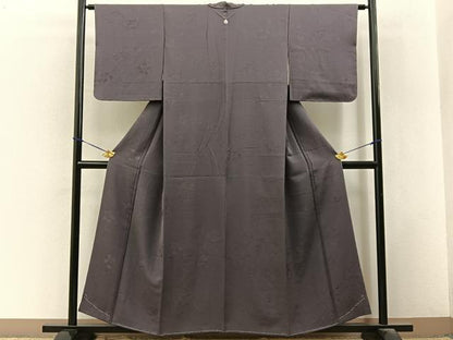 平和屋着物■上質な色無地　梅鉢地紋　薄鼠色　正絹　逸品　未使用　BAAY3528hj