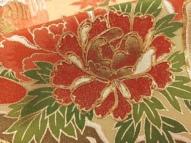 平和屋着物■豪華黒留袖　駒刺繍　尾長鶏屏風花文　金彩　正絹　逸品　BAAY3537hj
