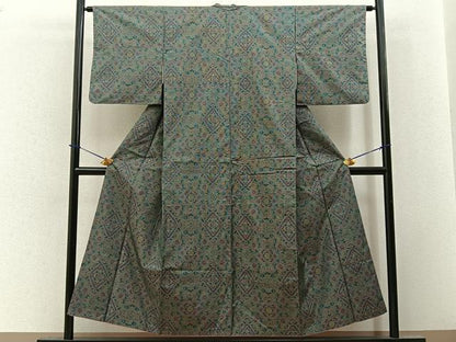 平和屋着物■本場大島紬　7マルキ　菱花文　正絹　逸品　BAAY3545hj
