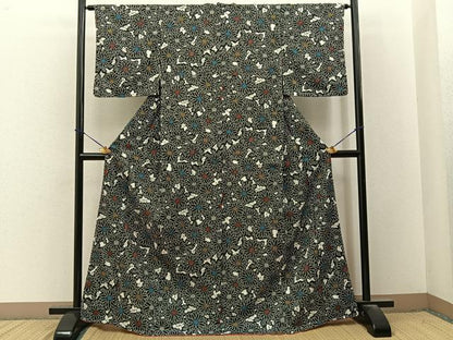 平和屋着物■小紋　鹿の子菊文　黒地　洗える着物　未使用　BAAY3591hj