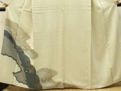平和屋着物●訪問着　駒刺繍　絞り　秋草文　金彩　正絹　逸品　BAAY3623hj
