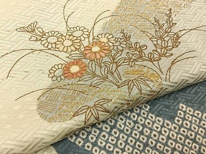 平和屋着物●訪問着　駒刺繍　絞り　秋草文　金彩　正絹　逸品　BAAY3623hj