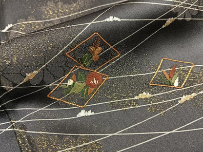 平和屋着物●訪問着　駒刺繍　菱花文　金彩　金通し地　正絹　逸品　BAAY3630hj