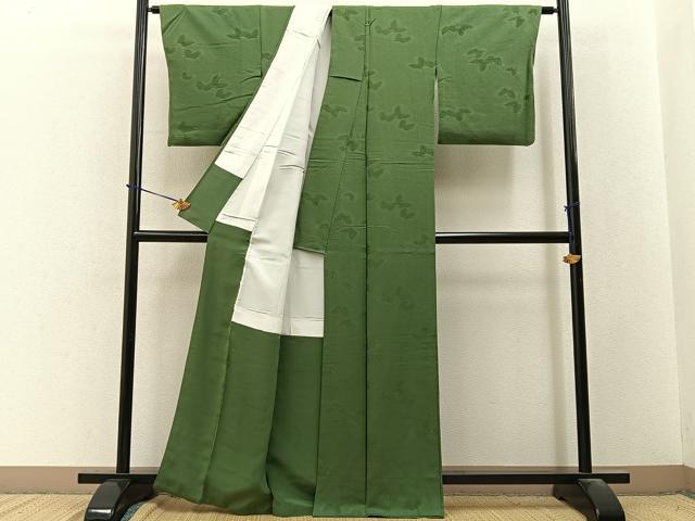 平和屋着物■上質な色無地　舞蝶地紋　麹塵色　正絹　逸品　BAAY3648hj
