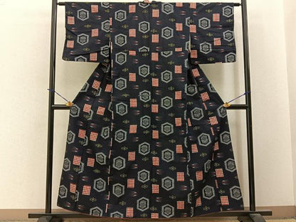 平和屋着物■上質な紬　吉祥文　濃紺地　正絹　逸品　BAAY3686hj