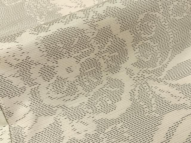 平和屋着物●本場大島紬　白大島　更紗花唐草文　正絹　逸品　BAAY3729hj