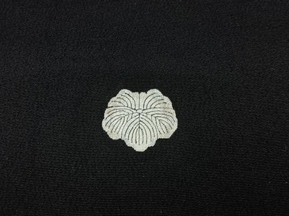 平和屋着物■豪華黒留袖　刺繍　松竹梅　群鶴有職花文　金彩　正絹　逸品　未使用　BAAY3731hj