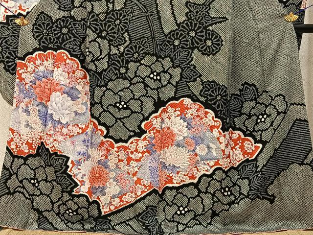 平和屋着物●豪華振袖　絞り　地紙花文　黒地　銀彩　正絹　逸品　BAAY3770hj