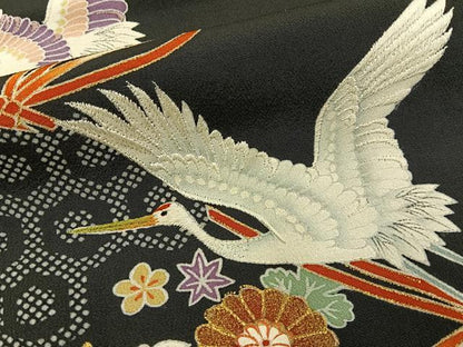 平和屋着物■豪華黒留袖　刺繍　飛鶴宝尽くし文　金彩　正絹　逸品　BAAY3786hj