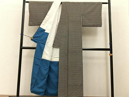 平和屋着物■上質な小紋　紬地　型染め　花尽くし　濃紺地　正絹　逸品　BAAY3803hj