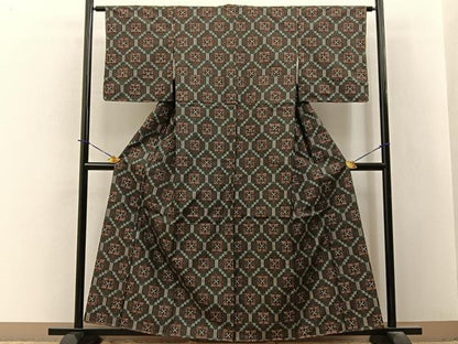 平和屋着物■本場村山大島紬　蜀江花文　正絹　逸品　BAAY3806hj