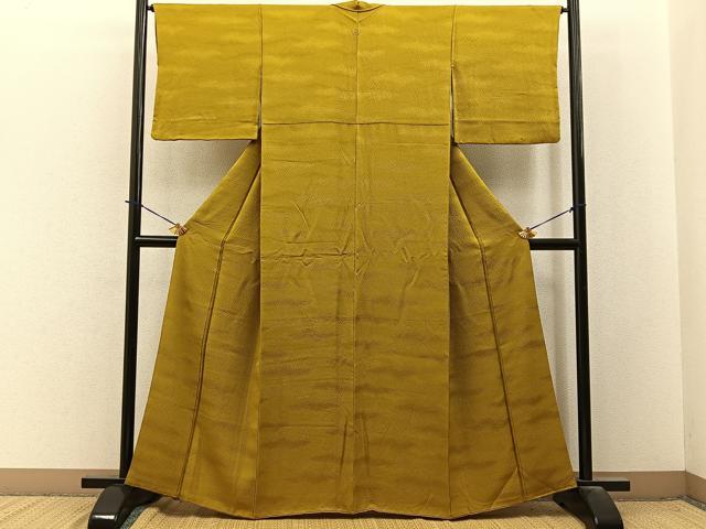 平和屋着物■上質な色無地　霞地紋　山吹茶色　正絹　逸品　BAAY3842hj