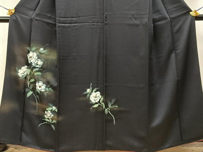 平和屋着物■訪問着　手描き　白椿　黒地　金彩　正絹　逸品　BAAY3846hj