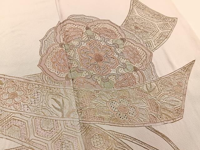 平和屋着物■中国三大刺繍　スワトウ相良刺繍　訪問着　総刺繍　正倉院花文　金彩　正絹　逸品　BAAY3893hj