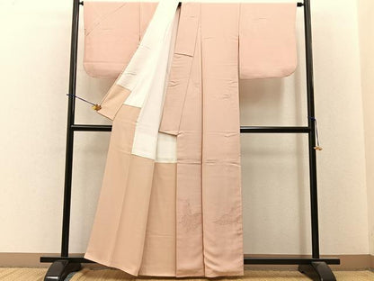 平和屋着物■上質な色無地　舞蝶地紋　肌色　正絹　逸品　BAAY3911hj