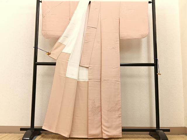 平和屋着物■上質な色無地　舞蝶地紋　肌色　正絹　逸品　BAAY3911hj