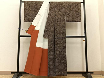 平和屋着物■本場大島紬　7マルキ　正倉院花文　正絹　逸品　BAAY3936hj