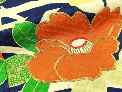 平和屋着物■豪華振袖　駒刺繍　椿　金彩　正絹　逸品　BAAY3949hj