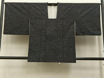 平和屋着物●本場大島紬　アンサンブル　エ霞花唐草文　正絹　逸品　BAAY3960hj
