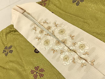 平和屋着物●長襦袢　袷　鹿の子梅文　半衿刺繍　正絹　逸品　未使用　BAAY3975hj