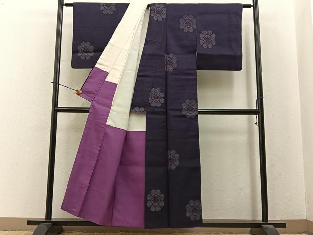 平和屋着物●結城紬　100亀甲　飛び亀甲柄　花　正絹　逸品　BAAY3992hj