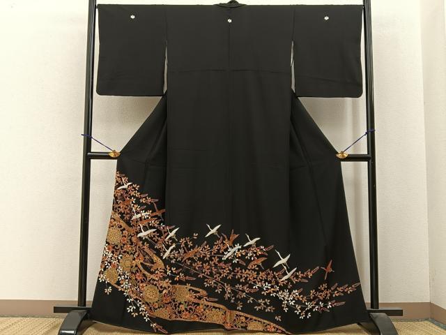 平和屋着物■豪華黒留袖　駒刺繍　飛鶴正倉院花文　金彩　正絹　逸品　BAAY3996hj