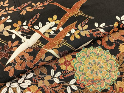 平和屋着物■豪華黒留袖　駒刺繍　飛鶴正倉院花文　金彩　正絹　逸品　BAAY3996hj