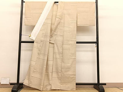 平和屋着物▽本塩沢　単衣　110亀甲　横段文　正絹　逸品　BAAY4152hv