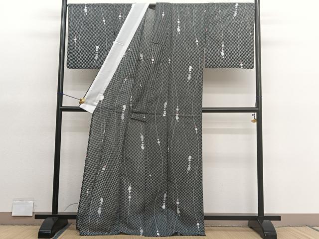 平和屋着物＊夏物　小紋　絽　猫　黒地　洗える着物　BAAY4230hv