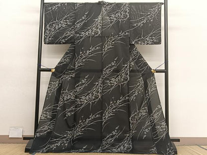 平和屋着物＊夏物　小紋　絽　秋草文　黒地　ロング丈　洗える着物　未使用　BAAY4237hv