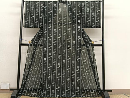 平和屋着物＊夏物　小紋　紗　琉球絣文様　黒地　洗える着物　BAAY4251hv