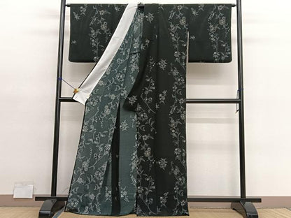 平和屋着物＊夏物　小紋　絽縮緬　更紗花文　黒地　洗える着物　BAAY4259hv