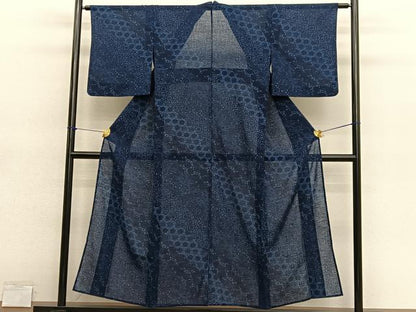 平和屋着物＊夏物　小紋　紗　藍　型染め　菊唐草文　洗える着物　BAAY4265hv