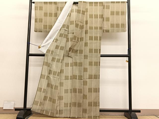 平和屋着物＊夏物　小紋　紗　間道　洗える着物　BAAY4342hv