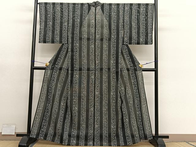 平和屋着物＊夏物　小紋　絽　飾花間道　黒地　洗える着物　未使用　BAAY4368hv