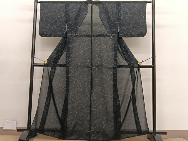 平和屋着物＊夏物　小紋　紗　流水舞蝶文　黒地　洗える着物　BAAY4376hv