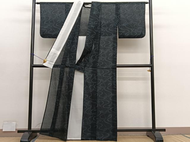 平和屋着物＊夏物　小紋　紗　流水舞蝶文　黒地　洗える着物　BAAY4376hv