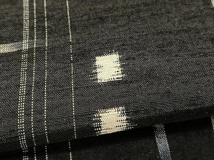 平和屋着物▽上質な紬 　単衣　 十字絣　黒地　正絹　逸品　未使用　BAAY4545hv