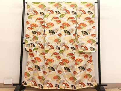 平和屋着物■豪華振袖　雲取り扇面文　金彩　扇面金通し地　正絹　逸品　BAAY4586hv