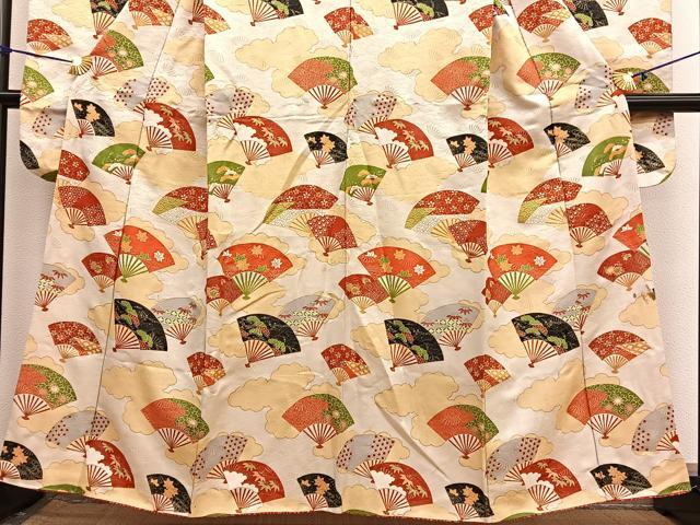 平和屋着物■豪華振袖　雲取り扇面文　金彩　扇面金通し地　正絹　逸品　BAAY4586hv