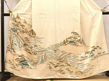 平和屋着物■豪華色留袖　駒刺繍　御所解風景文　正絹　逸品　BAAY5501yc