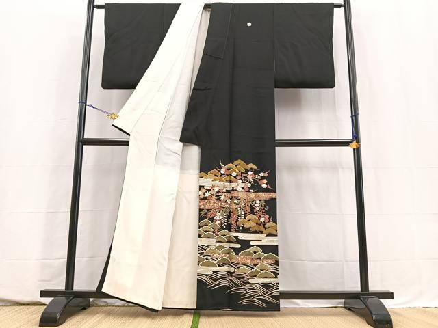 平和屋着物■豪華黒留袖　駒刺繍　立波草花文　金銀彩　正絹　逸品　BAAY5511yc