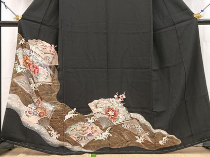 平和屋着物■豪華黒留袖　扇面花鳥文　金彩　正絹　逸品　未使用　BAAY5528yc