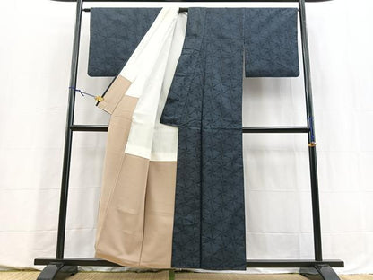 平和屋着物■本場大島紬　幾何学文様　正絹　逸品　BAAY5575yc