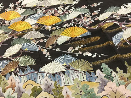 平和屋着物■豪華黒留袖　作家物　駒刺繍　風景松文　正絹　逸品　BAAY5615yc