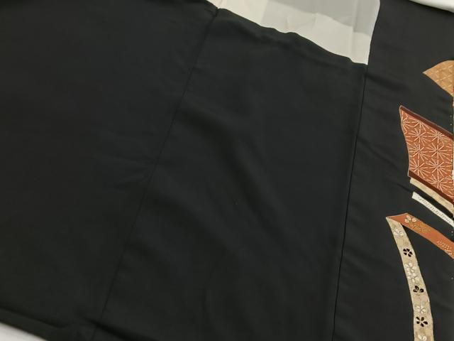 平和屋着物■豪華黒留袖　駒刺繍　萬寿染　飛鶴熨斗花文　金銀彩　正絹　逸品　BAAY5619yc