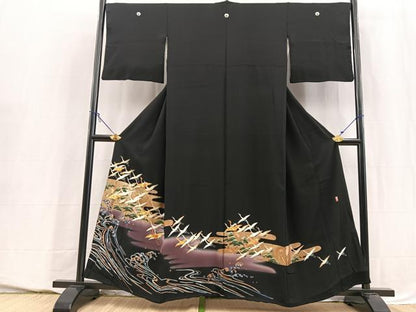 平和屋着物■豪華黒留袖　駒刺繍　萬寿染　飛鶴浜松文　金彩　正絹　逸品　BAAY5623yc