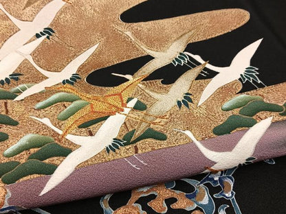 平和屋着物■豪華黒留袖　駒刺繍　萬寿染　飛鶴浜松文　金彩　正絹　逸品　BAAY5623yc