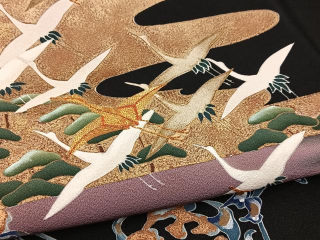 平和屋着物■豪華黒留袖　駒刺繍　萬寿染　飛鶴浜松文　金彩　正絹　逸品　BAAY5623yc