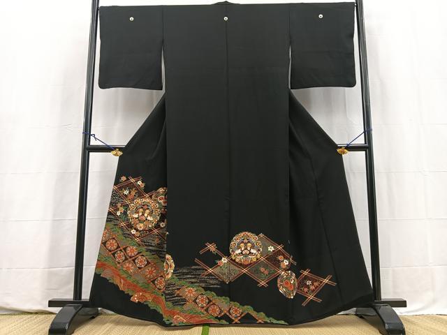 平和屋着物■豪華黒留袖　駒刺繍　菱天井花鳥丸文　金銀彩　正絹　逸品　BAAY5627yc